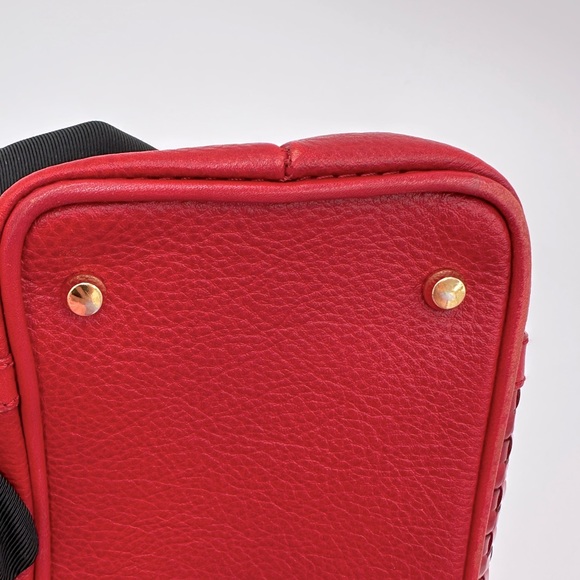 Authentic Bally Red Woven & Pebbled Leather Shoulder Bag - Picture 15 of 16